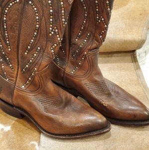 Frye Billy Stud Pull On Boot 8.5 Maple brown